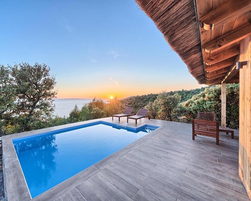 Golden Haven Luxe Bungalow Resort Murter Exterior photo