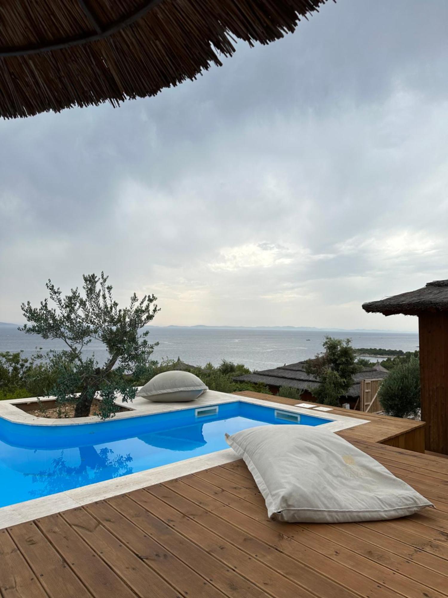 Golden Haven Luxe Bungalow Resort Murter Exterior photo